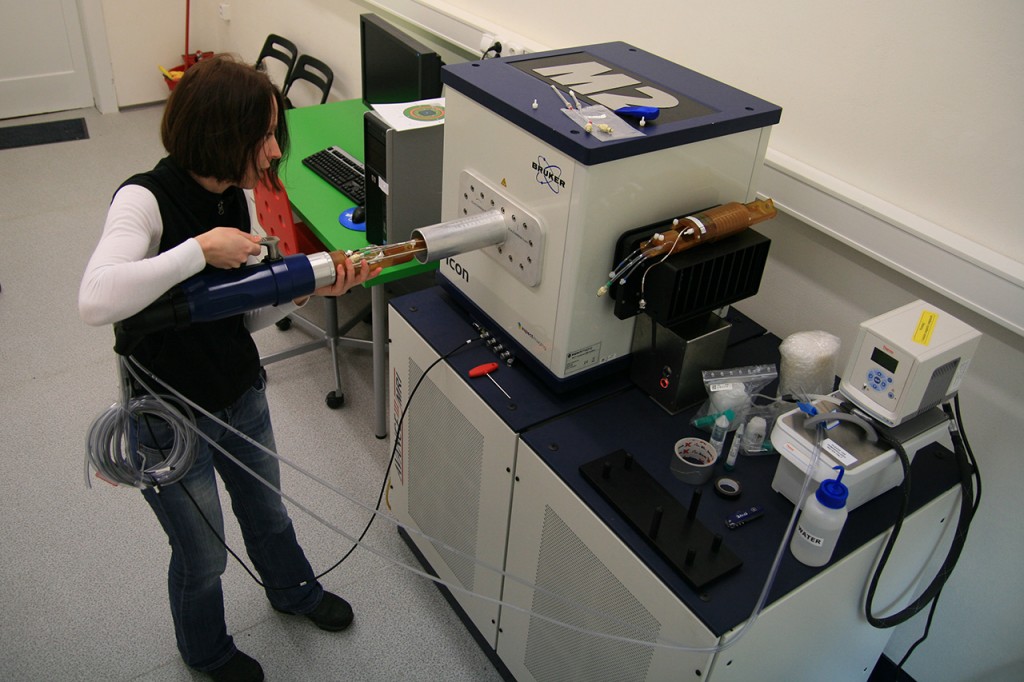 Bruker ICON MRI Desktop System CHOBOTIX